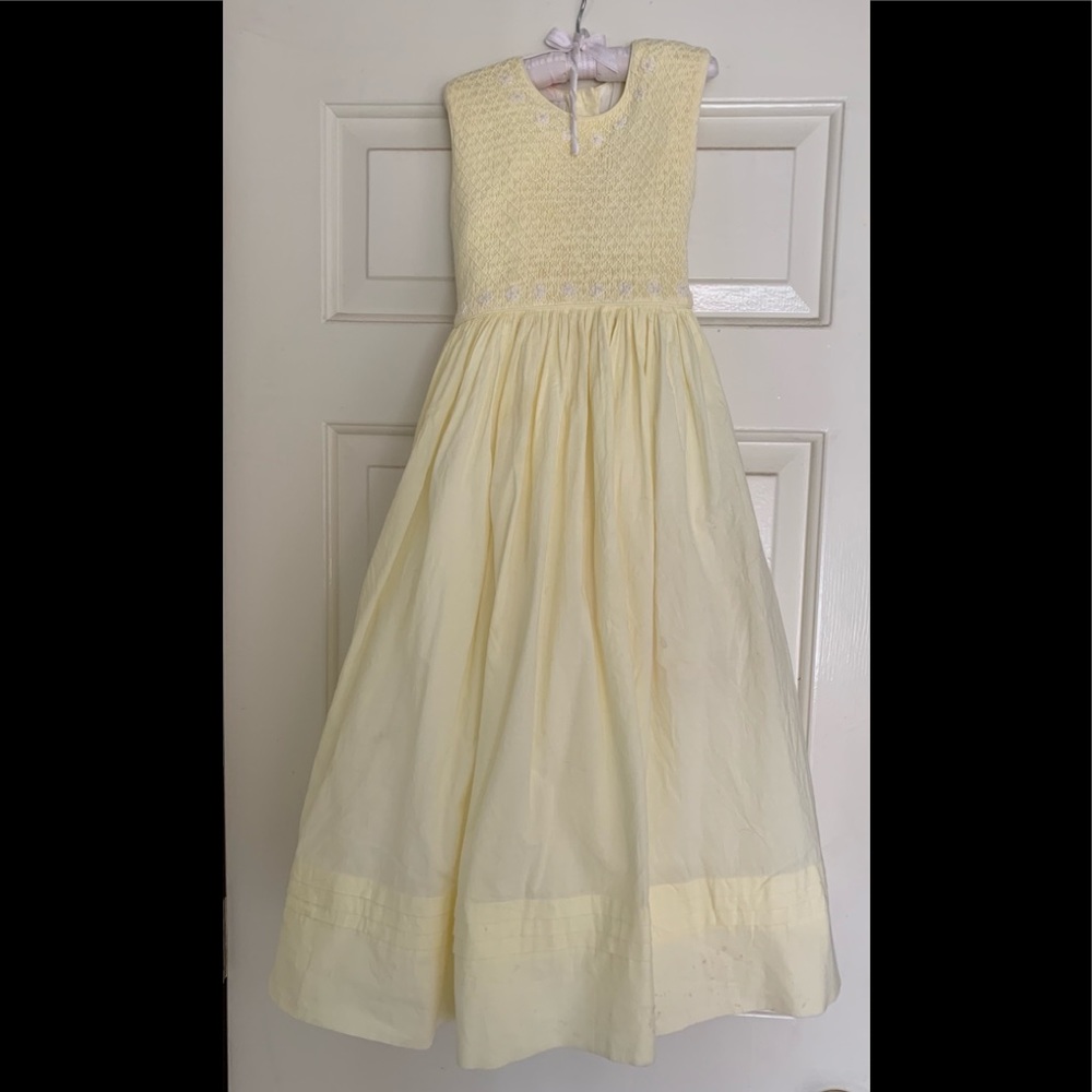 Strasburg Girls Yellow Smocked Dress —Size 4y